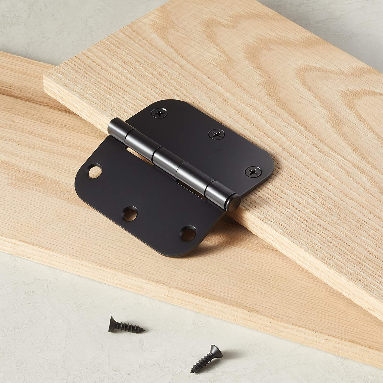 How to Source a Reliable Door Hinge Manufacturer