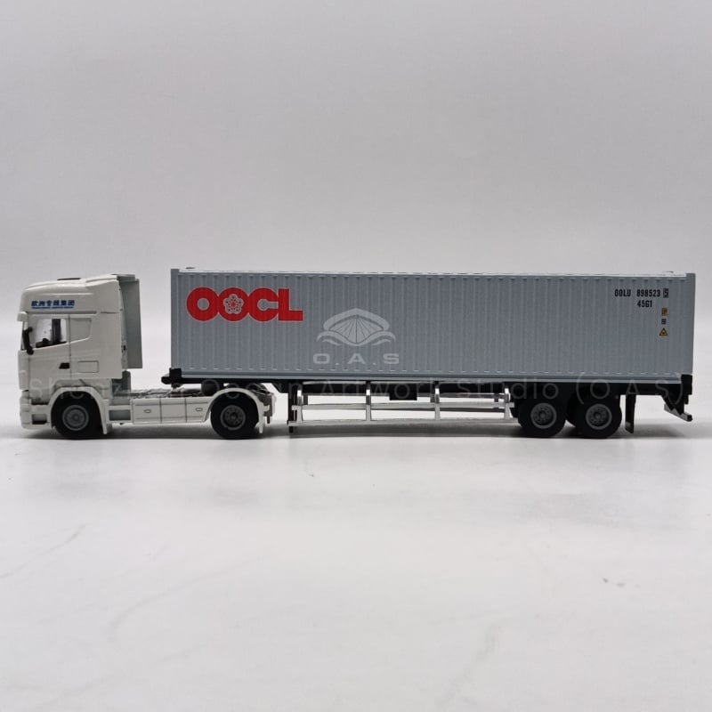 O.A.S factory focuses on model customization and carefully builds 1:50 OOCL alloy container truck models. Selection of high-quality alloy, exquisite technology, precise reproduction of every detail, restore the truck hard lines and container texture. The enterprise logo can be cleverly integrated into the body and container, whether it is used for business gifts or enterprise display, it can highlight professionalism and strengthen the brand impression. Amber@vesselmodel.com Tel: +86 18038048785
