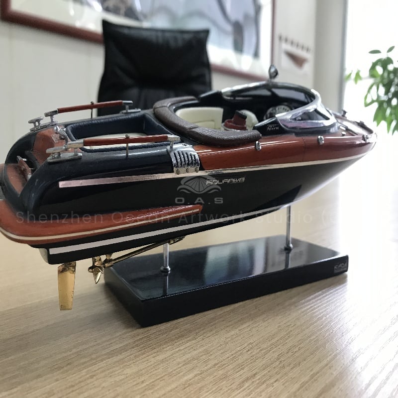 XAC 30cm  Lurssen Yachts Custom shipping model  Custom scale model Yacht ships O.A.S shipmodel