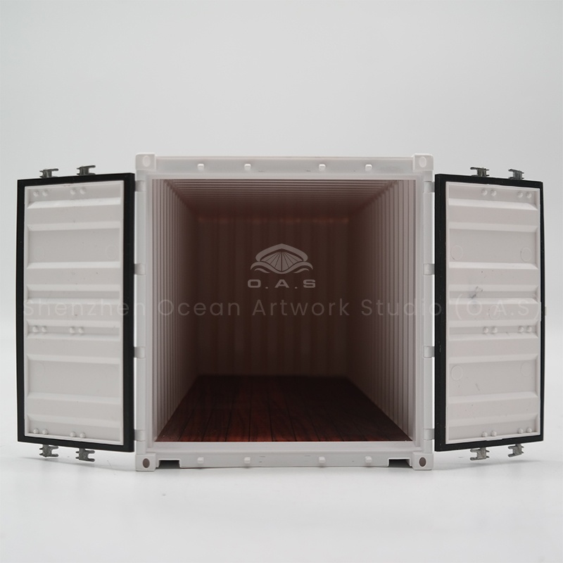 O.A.S factory deep cultivation model customization, launched 20GP personalized container model. From the structure of the container to the details of the decoration, the model is modeled on the real container and reproduced in fine detail. Support logo customization, can integrate corporate identity and creative elements into it, meet individual needs, help enterprises to create unique promotional props, and achieve brand value transmission. Amber@vesselmodel.com Tel: +86 18038048785