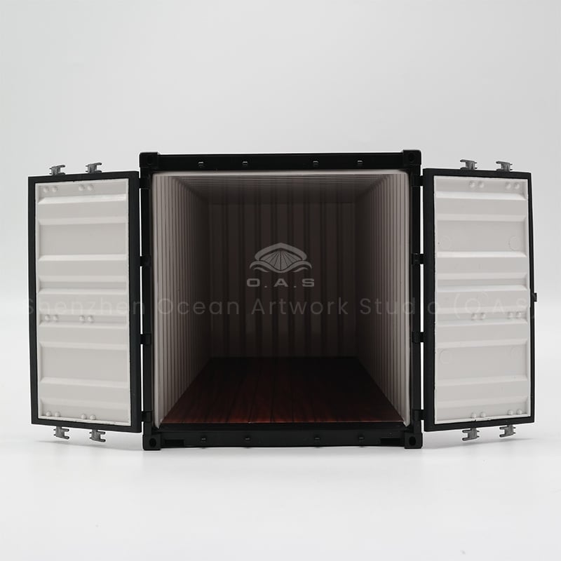 Want a cool gift? O.A.S Container factory specializes in 20 feet container model customization, will be your own logo into it, to create a unique surprise for you. The factory workmanship is excellent, and the models are super realistic from the box to the details. Whether it's a gift to a friend or an event, it will make you stand out and express your personality easily!Amber@vesselmodel.com Tel:+86 18038048785