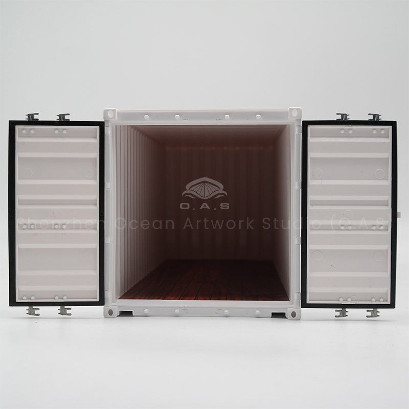 O.A.S factory focuses on model customization, launches 1:20 theme container model! Whether it's incorporating a brand logo, creating a promotional tool, or fitting into a specific engineering theme, we can easily do it. From the selection of materials to the process, layers of control to ensure that the model details are realistic. Suitable for exhibitions, business gifts and other scenes, with ingenuity to meet your custom needs. Amber@vesselmodel.com Tel: +86 18038048785