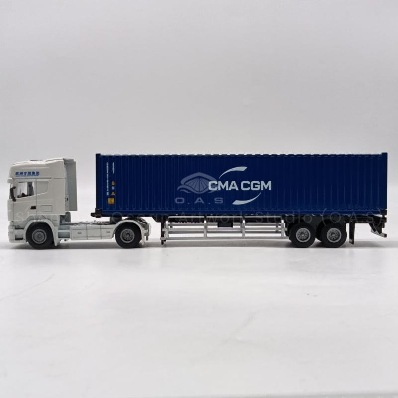 O.A.S Shipping gift ship model factory, focusing on model customization for 17 years. 1:50 CMA CGM shipping alloy container truck model, selected alloy material, durable, accurate reproduction of CMA CGM shipping collection card body lines, container details, excellent texture. Support logo customization, cleverly into the enterprise elements, is the ideal choice for business gifts, publicity and display, quality worry-free. Amber@vesselmodel.com Tel: +86 18038048785