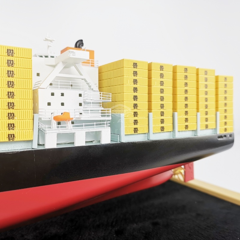 O.A.S simulation ship model factory, specializing in ship model customization. 65cm container ship model, tailor-made for shipping companies. From the structure of the boat to the details of the painting, it is sculpted according to the needs. Use it to decorate the office area and highlight the strength of the enterprise; When the opening ceremony, it is an excellent choice to express the ambition of sailing, helping the ship company to set sail.Amber@vesselmodel.com Tel: +86 18038048785