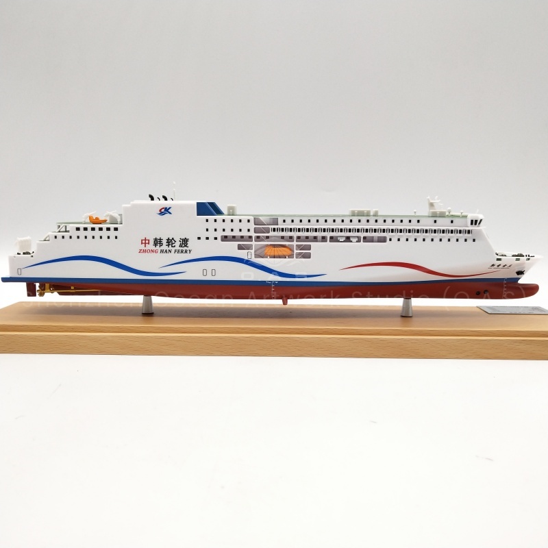 O.A.S produced this 37cm New Xiangxuelan China-South Korea ferry model, exquisite restore the style of the real ship. It is scaled down but meticulously detailed, from the hull lines to the ship's facilities. As if the 10,000 tons of giant ship concentrated in the palm, let people intuitively feel the charm of the