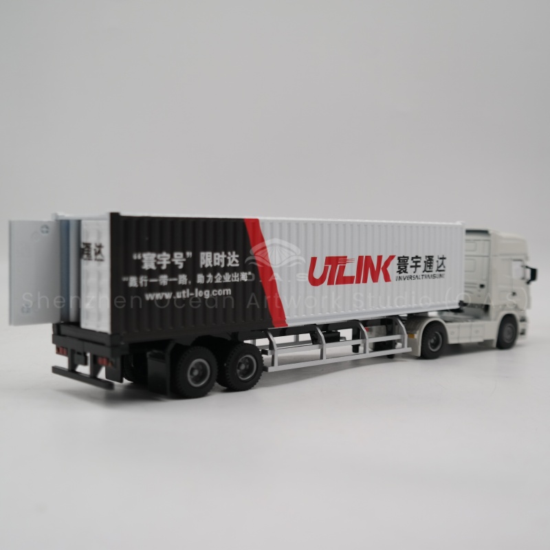 O.A.S container truck model manufacturers, focusing on 1:50 personalized set card model customization. From color matching to body patterns, the company's unique culture and creativity make each model unique. Exquisite workmanship, vivid details. As a company gift, for the enterprise to convey personality charm, leave a deep impression in business contacts. Amber@vesselmodel.com Tel: +86 18038048785