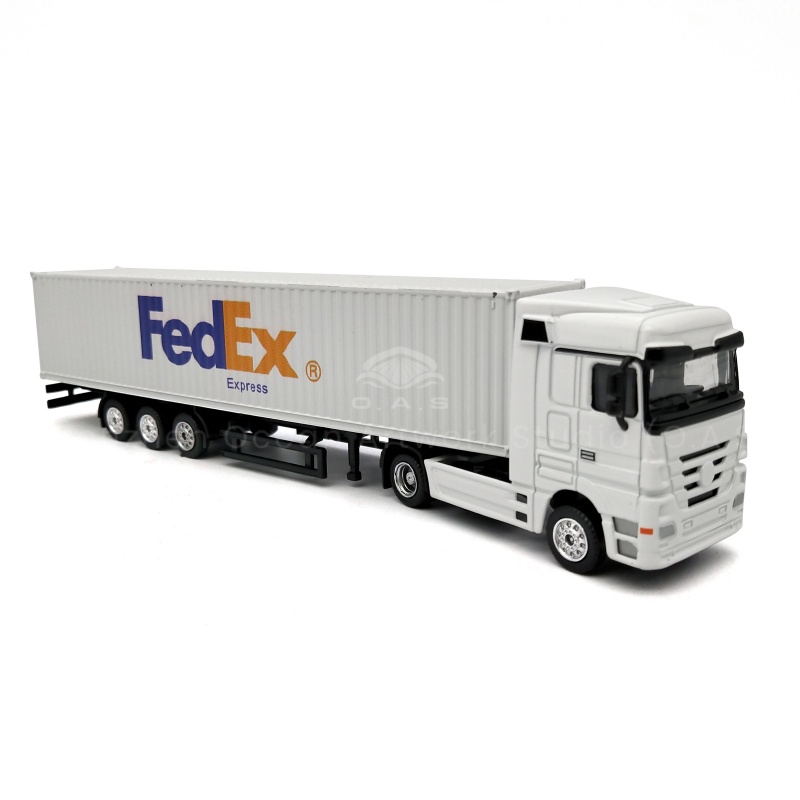 The O.A.S factory has focused on model customization for 17 years and now offers 1:87 FedEx alloy container truck model customization service. The model is made of high-quality alloy, the front and frame can be separated, the wheels can be turned flexibly, and the details of the real car are highly restored. Can accurately customize the corporate logo, into the brand elements. Whether it is a business gift, or a publicity display, it is very suitable, quality worry-free, free mail home. Amber@vesselmodel.com Tel: +86 18038048785