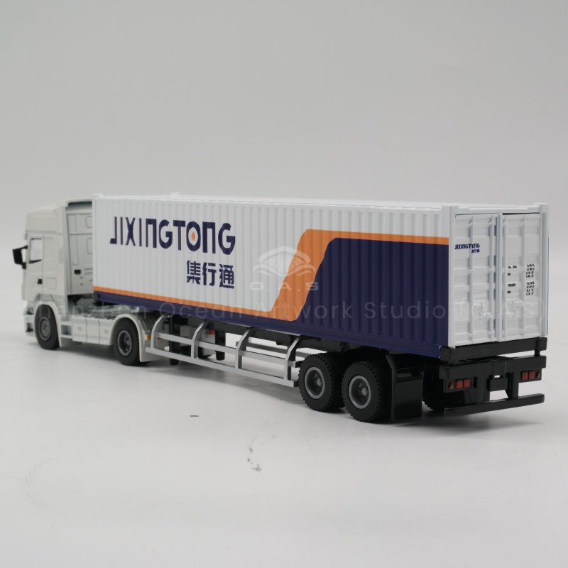 The 1:50 Mercedes-Benz collector card model produced by O.A.S alloy container truck model factory is a bright sight. With exquisite craftsmanship, it highly restores the domineer appearance and details of Mercedes-Benz collection card. Made of alloy material, strong and durable, smooth body lines. Whether it is placed on the table decoration, or as a collection, it is full of charm and unique taste. Amber@vesselmodel.com Tel: +86 18038048785