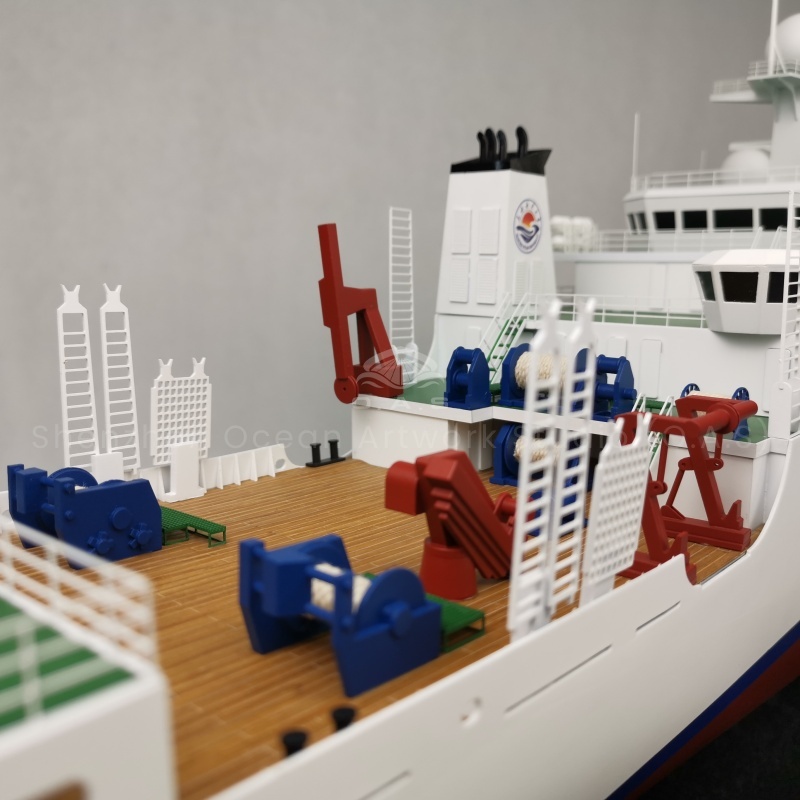 O.A.S produced this offshore ship model is an accurate miniature of offshore engineering vessels, demonstrating its strong offshore operation capabilities. From the lifting equipment on the deck to the control system in the cabin, it is so lifelike that you feel like you are in a real offshore engineering operation site.Amber@vesselmodel.com Tel:+86 18038048785