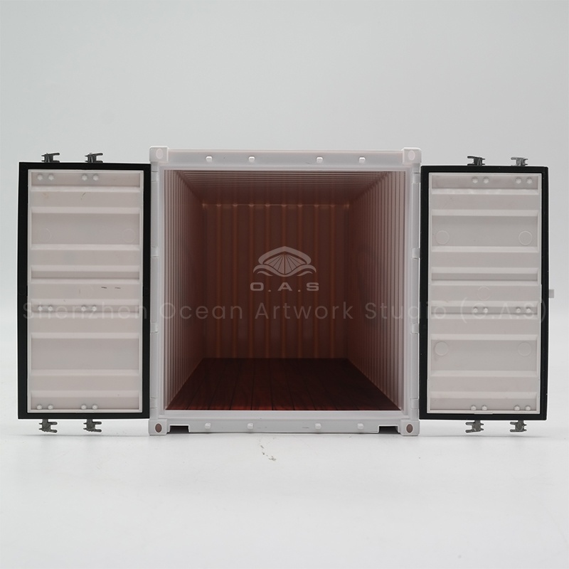 O.A.S as a professional container model manufacturers, we ingenuity to create 1:20 creative container model, standard 20 feet real container. The model combines cutting-edge design with exquisite craftsmanship, adding ingenious creative details. Support logo customization, from creative idea to finished product landing, accurate integration of brand elements, whether it is business gifts, or nautical collection, can meet the needs.Amber@vesselmodel.com Tel:+86 18038048785