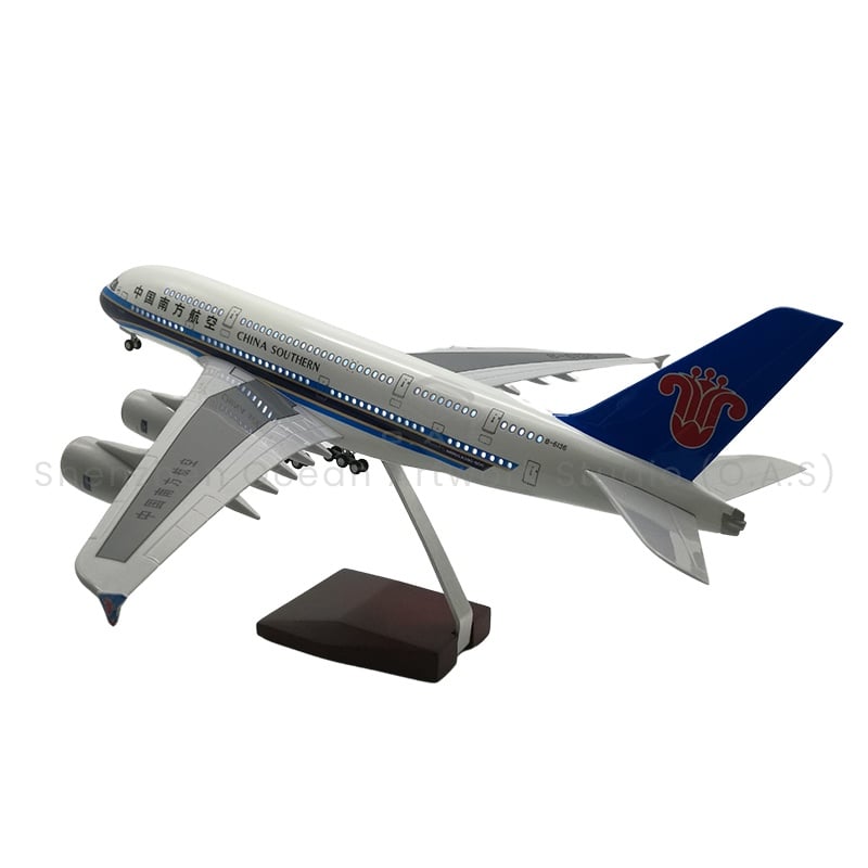 【LA】LED ABS Resin Airplane Model Airbus 380 China Southern Airlines Size 46cm Scale 1/160 with LED Light and Landing Gear