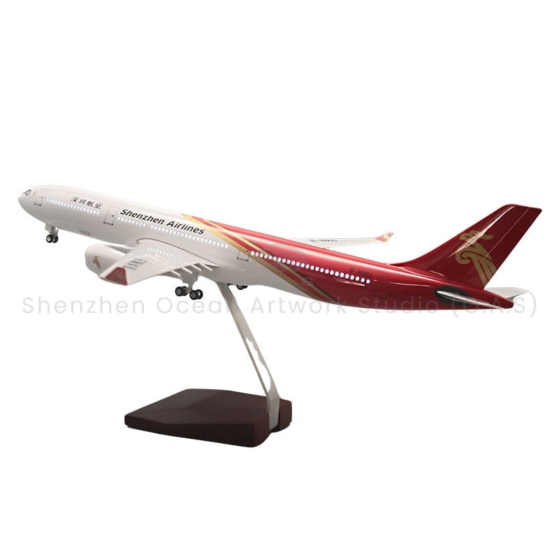 【LA】LED ABS Resin Airplane Model Airbus A330 Shenzhen Airlines Size 47cm Scale 1:135 with LED Light and Landing Gear