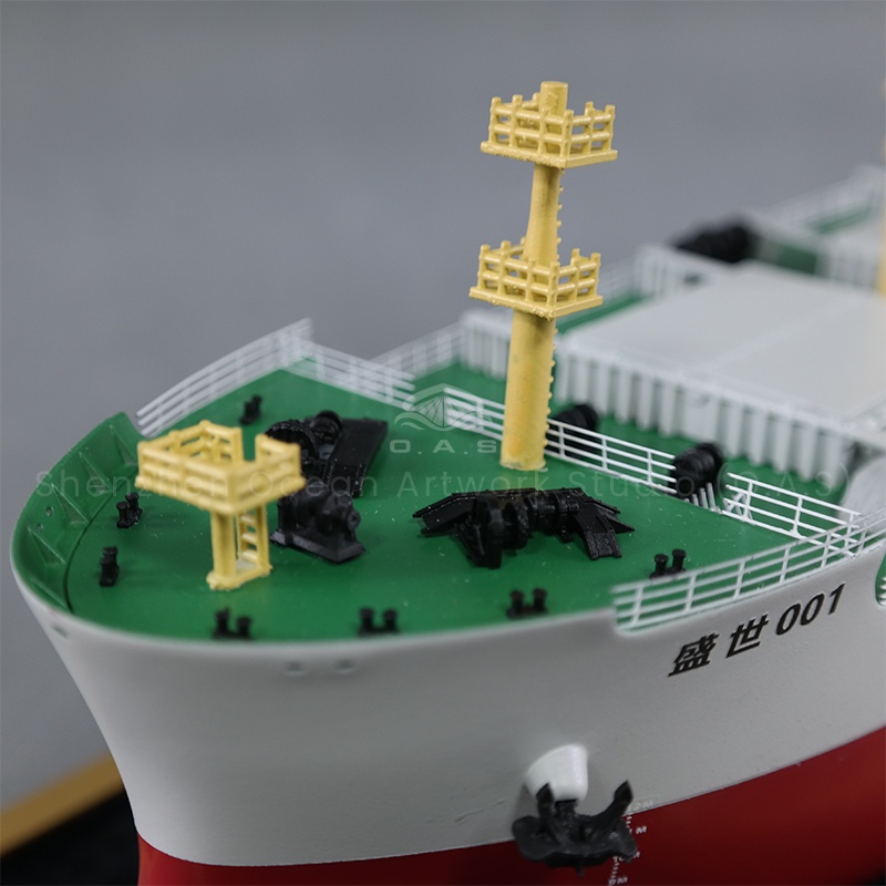O.A.S produced this five-cabin bulk carrier model, the exquisite epitome of maritime freight. The five cargo holds are arranged neatly, the hull lines are smooth, and the details are refined. Whether it is used as a collection for sailing enthusiasts or for educational display, it can perfectly present the style of the bulk carrier.Amber@vesselmodel.com Tel:+86 18038048785