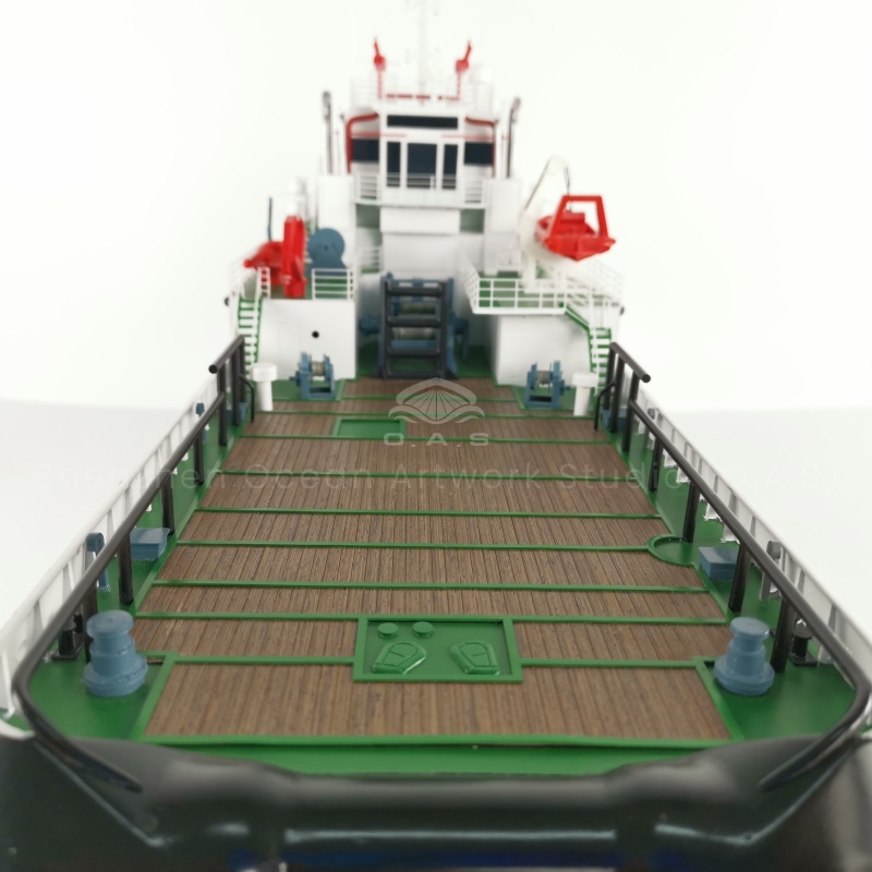 This model of an ocean working vessel by O.A.S shows off its rugged hull and versatile equipment in exquisite detail. The overall design reflects both practicality and the grandeur and adventure of ocean exploration.Amber@vesselmodel.com Tel:+86 18038048785