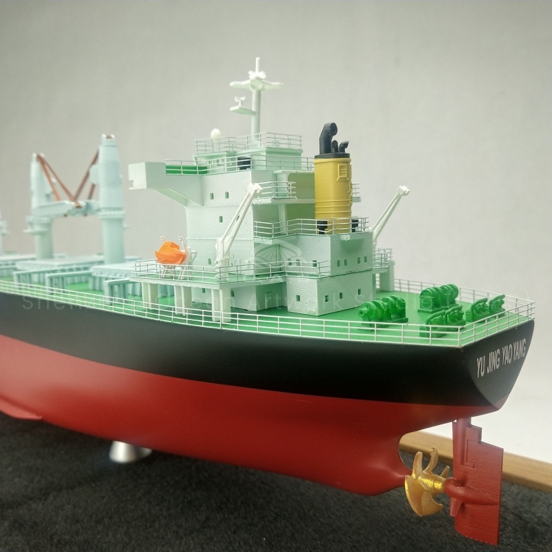 O.A.S produced this bulk carrier ship model, precision miniature Marine freight giant. The model uses high-quality materials, exquisite workmanship, detailed treatment in place, realistic colors, whether it is for collection display or educational purposes, people can appreciate the unique charm of the bulk carrier.Amber@vesselmodel.com Tel:+86 18038048785