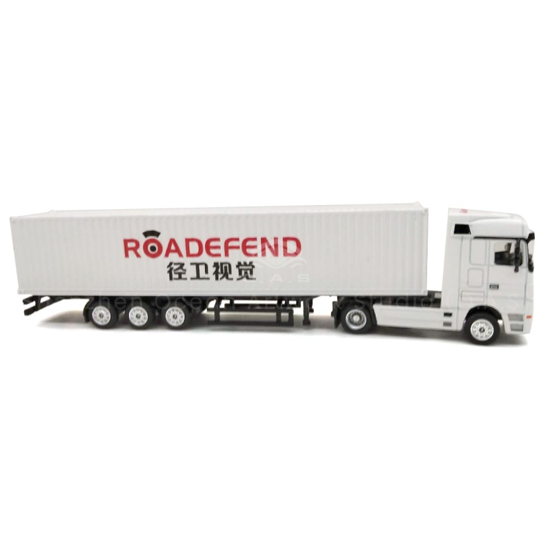 O.A.S factory focused on model customization for 17 years and launched 1:87 shipping alloy container truck model. Based on the prototype of the Mercedes-Benz collector card, the alloy material is strong and durable, and the vehicle details are highly restored. logo can be accurately customized for enterprises to highlight brand personality. It is the ideal choice for shipping enterprise business gifts and promotion, excellent quality, free mail home. Amber@vesselmodel.com Tel: +86 18038048785