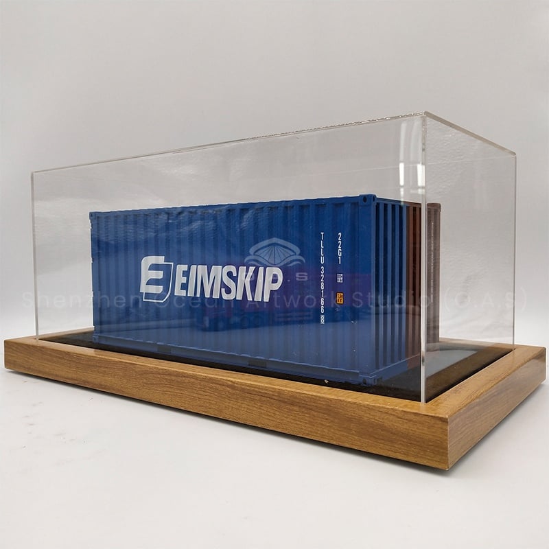 Looking for chic gifts in the shipping circle? O.A.S container factory uses the 1:20 container model as the carrier to carefully customize the exclusive logo. The model is scaled down according to the real container, and the box line and door lock structure are lifelike. Exquisite craftsmanship blessing, whether it is business entertainment, or corporate memorial, can carry the shipping culture, send full sincerity.Amber@vesselmodel.com Tel:+86 18038048785