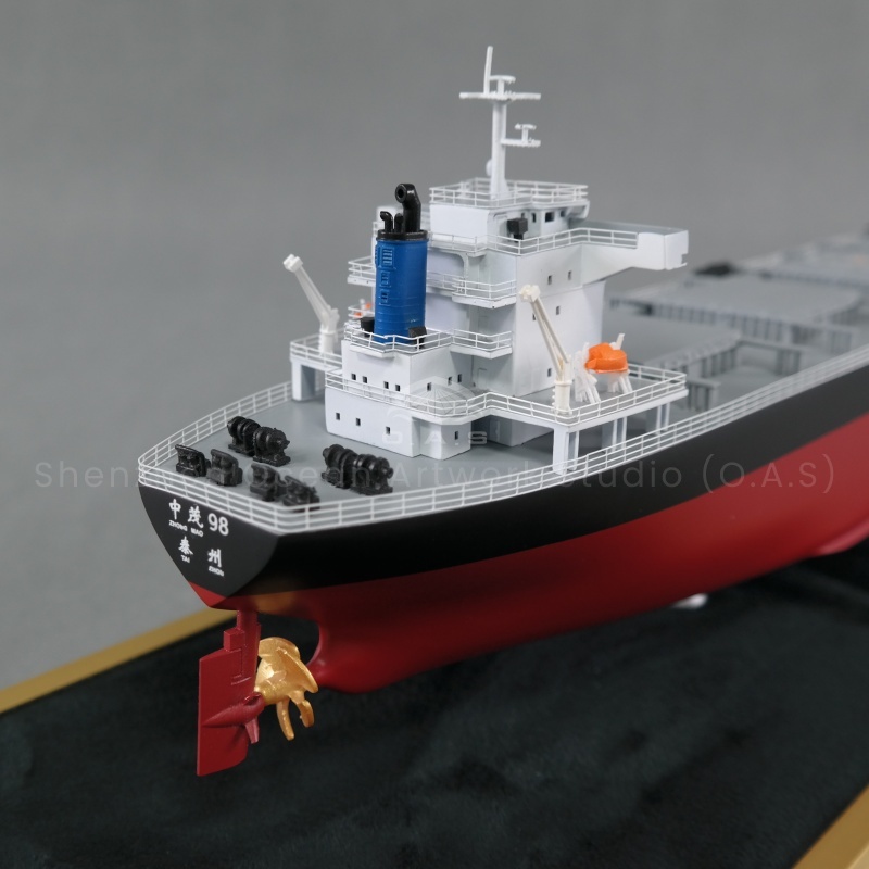 O.A.S produced this 65cm bulk carrier ship model, support to customize, especially suitable for the company's opening gift. Shipyard craftsmen will accurately carve the ship model from outline to details according to your drawings, and integrate enterprise elements. The opening of the gift, meaning that the company like a ship set sail, with professionalism and ingenuity, in the sea of business wind and waves, open a brilliant journey.Amber@vesselmodel.com Tel: +86 18038048785