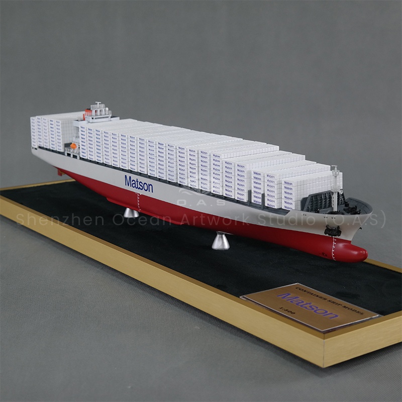 O.A.S produced this 65cm container ship model tailored for shipping agency companies, finely sculpted in professional proportions. The ship is stable and the containers are arranged in order, which vividly shows the style of shipping. At the time of opening, I send this unique gift to pray that the company will ride the wind and waves, open up a broad world in the industry, and the performance is thriving.Amber@vesselmodel.com Tel: +86 18038048785