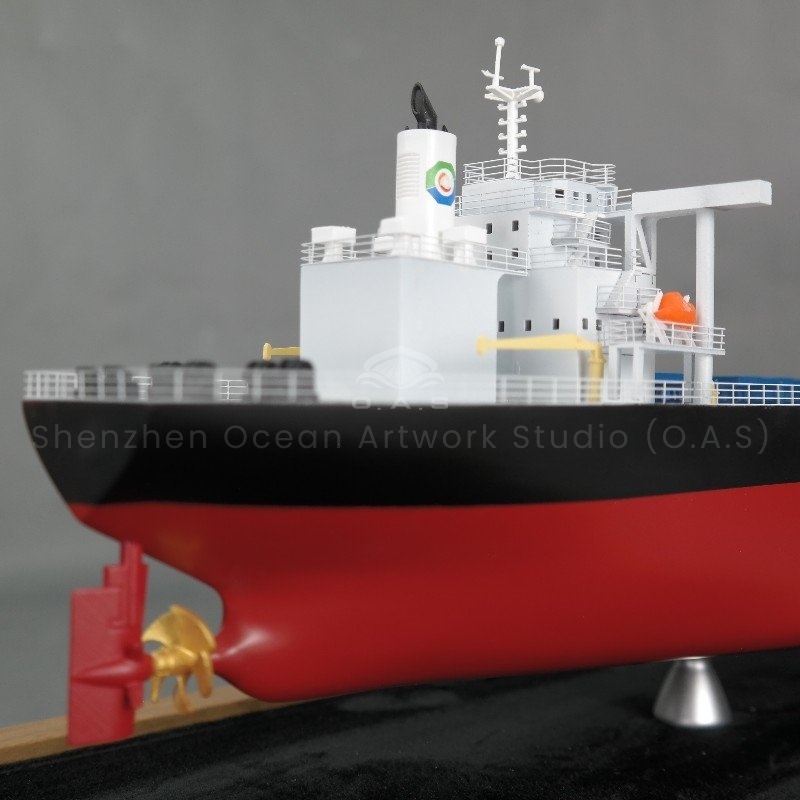 This 65cm nine-cabin dry bulk carrier model made by O.A.S supports mass customization. Exquisite workmanship, accurate restoration of the nine-compartment structure, smooth and natural lines of the ship. Mass production to meet the needs of corporate publicity, activities and gifts. Each ship model carries professionalism and quality, symbolizing the wind and waves in the shipping field, returning with a full load, helping your career set sail.Amber@vesselmodel.com Tel: +86 18038048785