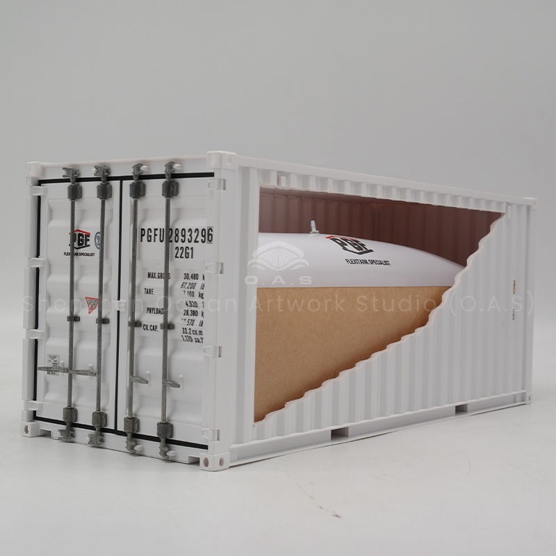 O.A.S as a professional container model manufacturer, ingenuity to create 1:20 liquid bag model. The model strictly refers to the real specifications, fine reducing liquid bag and container construction, realistic details. Support logo customization, enterprises can integrate the exclusive logo for exhibition, exhibition hall display, can effectively attract attention, highlight the brand characteristics, help enhance the corporate image. Amber@vesselmodel.com Tel: +86 18038048785