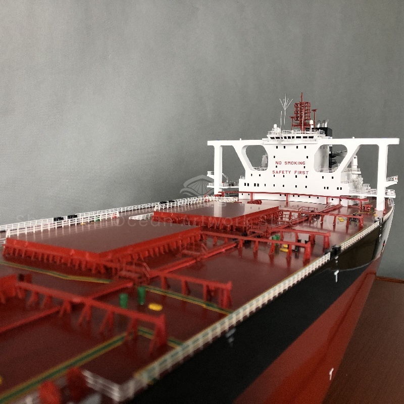 Still worried about finding the right bulk carrier model? O.A.S supports 145cm bulk carrier ship model to draw customization! Whether you provide a sketch idea or a detailed design drawing, we can transform it into a lifelike physical ship model through exquisite manual technology, highly restored, full of details, for you to customize your own Marine