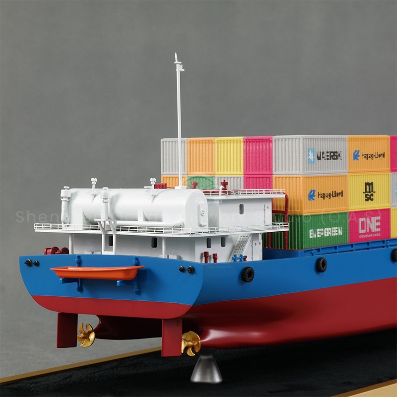 Created by O.A.S, this 65cm container ship model is specially customized for the shipping company and carefully reproduced to the real ship, with precise proportions, strong hull and smooth lines. Details such as containers and anchors come to life. The opening of the ship model, full of blessings, wish the ship company in the shipping wave, sailing forward, smooth sailing, business vigorous development.Amber@vesselmodel.com Tel: +86 18038048785