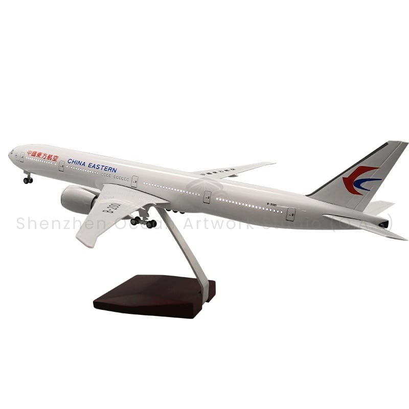 【LA】Flymodell som gave – modellfly i målestokk 1:157, Boeing 777 for China Eastern, 47 cm