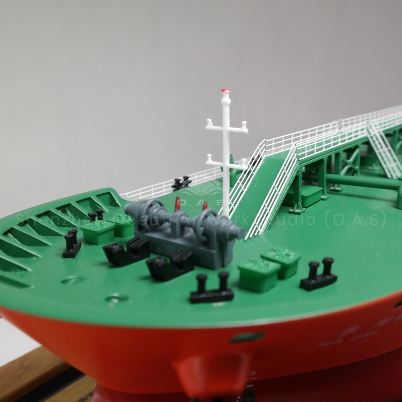 This 65cm chemical model made by O.A.S is the perfect choice. The shipyard relies on exquisite craftsmanship to create this model in batches, from the hull lines to the complex compartments, accurate reproduction. Customization can be integrated into the enterprise's exclusive elements, as a gift, highlighting the enterprise's focus and pursuit of shipping, meaning all the way.Amber@vesselmodel.com Tel: +86 18038048785