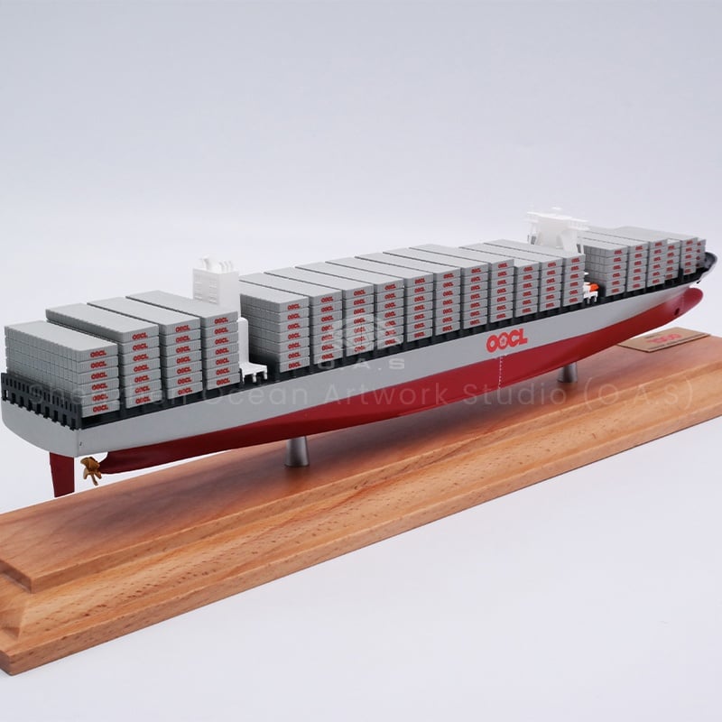 This Oriental Overseas container ship model made by O.A.S is specially made for mass production. Based on the real ship type, the use of exquisite technology, from the hull lines to the details of the container, are accurately restored. Static design, convenient display, whether used as business gifts, or layout of office space, can highlight the atmosphere, help enhance the corporate image.Amber@vesselmodel.com Tel: +86 18038048785