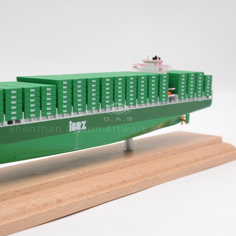 If the shipping company has mass customization needs, O.A.S will fully meet them! The container container ship model, in strict accordance with the shipping company's standards, accurately engraved appearance and structure. Mass production without loss of quality, from the solid hull to the clear logo, is carefully crafted. It can be used as promotional gifts and employee benefits to present shipping style in batches and help improve the image of the shipping company.Amber@vesselmodel.com Tel: +86 18038048785