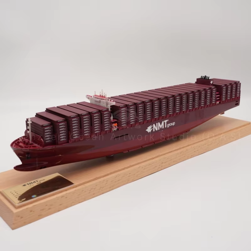 How to Customize Model Cargo Ships for Engineering Presentation