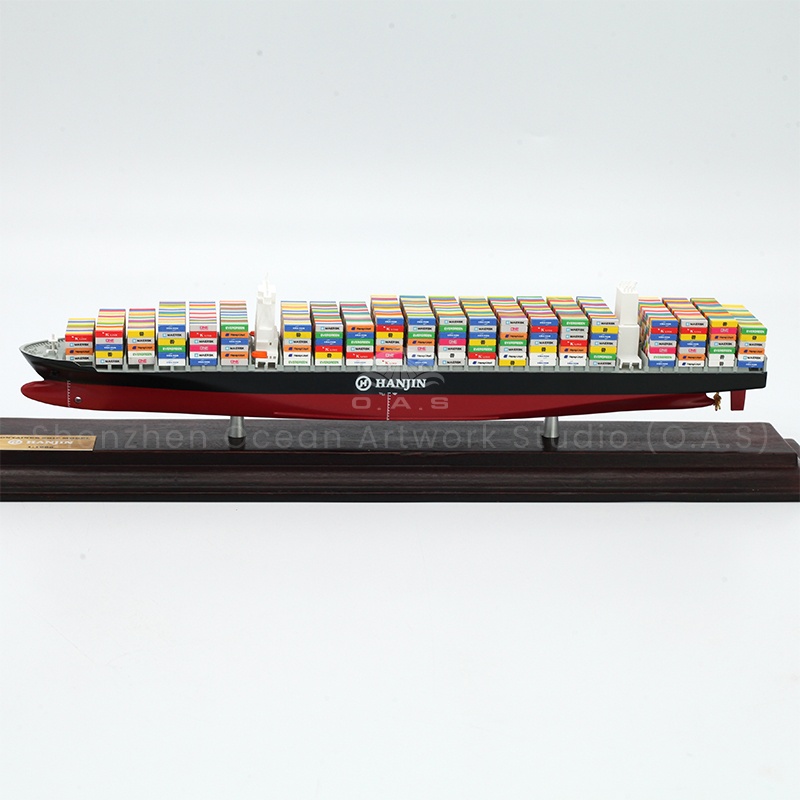 Shipping logistics companies look over! This container ship model produced by O.A.S supports mass customization and is an excellent business gift. It accurately restores the ship type, and the containers are stacked in an orderly manner, showing the elegance of ocean transportation. Enterprises can integrate the brand identity into it, whether it is exhibition promotion, or customer appreciation, can highlight the strength, pass on the good meaning of forging ahead hand in hand and breaking the waves.Amber@vesselmodel.com Tel: +86 18038048785