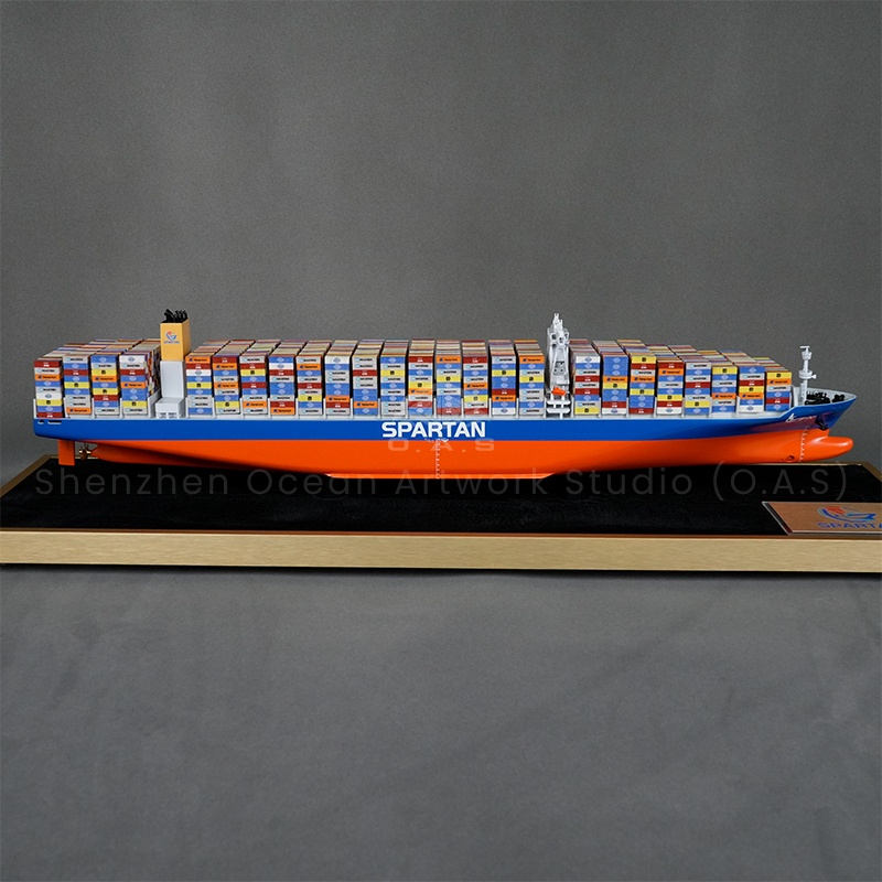 This 65cm container ship model produced by O.A.S can be called a masterpiece of ingenuity. Every detail is accurately restored to the real ship, smooth lines, realistic containers, showing the exquisite technology. As a gift for opening, it carries good expectations for the company, and wishes the company to lead the way in the shipping field with full harvest.Amber@vesselmodel.com Tel: +86 18038048785