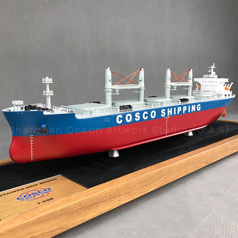 This professional 65cm shipyard bulk carrier model made by O.A.S is specially customized for enterprises and is the ideal gift for the company's opening. It is modeled on a real bulk carrier and carefully crafted by skilled craftsmen, with smooth hull lines and accurate cabin structure. Enterprise customization, not only convey sincere wishes, but also highlight the good expectations for business development, meaning sail, vigorous development.Amber@vesselmodel.com Tel: +86 18038048785
