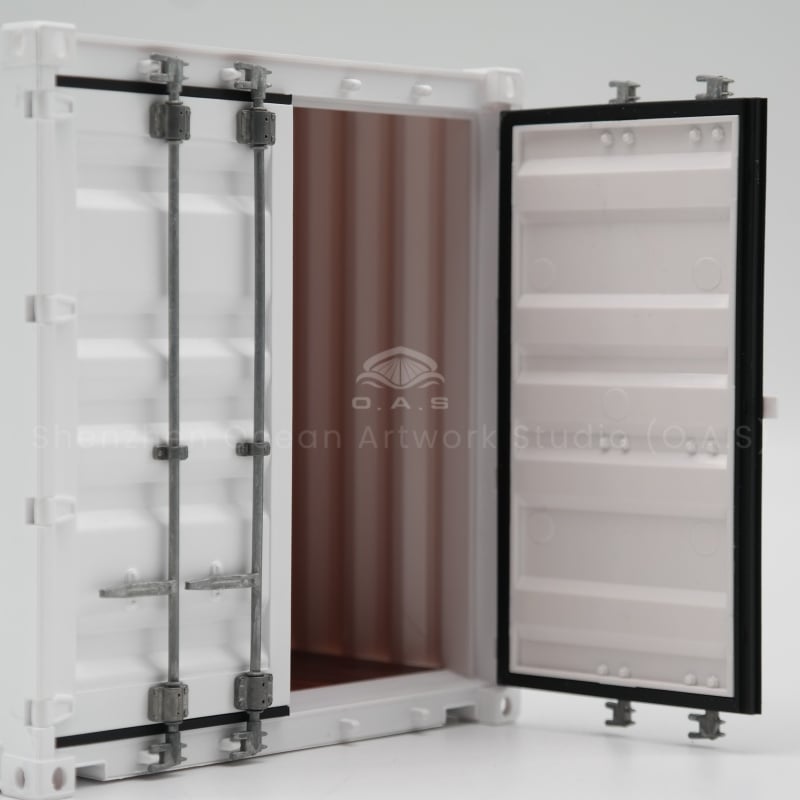 O.A.S factory specializes in customized 1:20 container models, which is the perfect choice for you to create a special gift container. With ingenuity to accurately restore the details of the container, from the box to the door lock are lifelike. Carefully designed and customized logo for you, the use of advanced technology to ensure that the logo eye-catching lasting. Manufacturers directly supply, control the quality, so that each model is full of sincerity. Amber@vesselmodel.com Tel:+86 18038048785