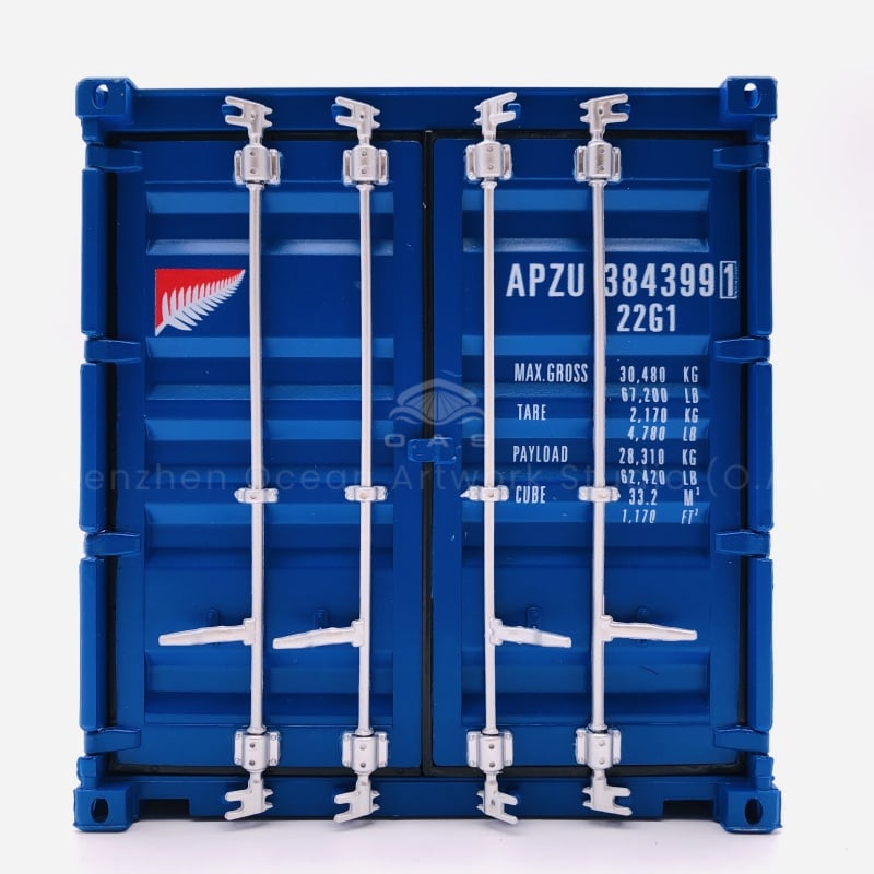 O.A.S container model manufacturers, refined 1:20 shipping container model, with high-quality materials, ingenuity, highly restore the real container style. We provide logo customization services, accurate implantation of freight forwarding logistics company logo, so that the model incarnation brand promotion tool. As a freight forwarding logistics gift, it can effectively enhance the corporate image and brand influence in business dealings.Amber@vesselmodel.com Tel:+86 18038048785