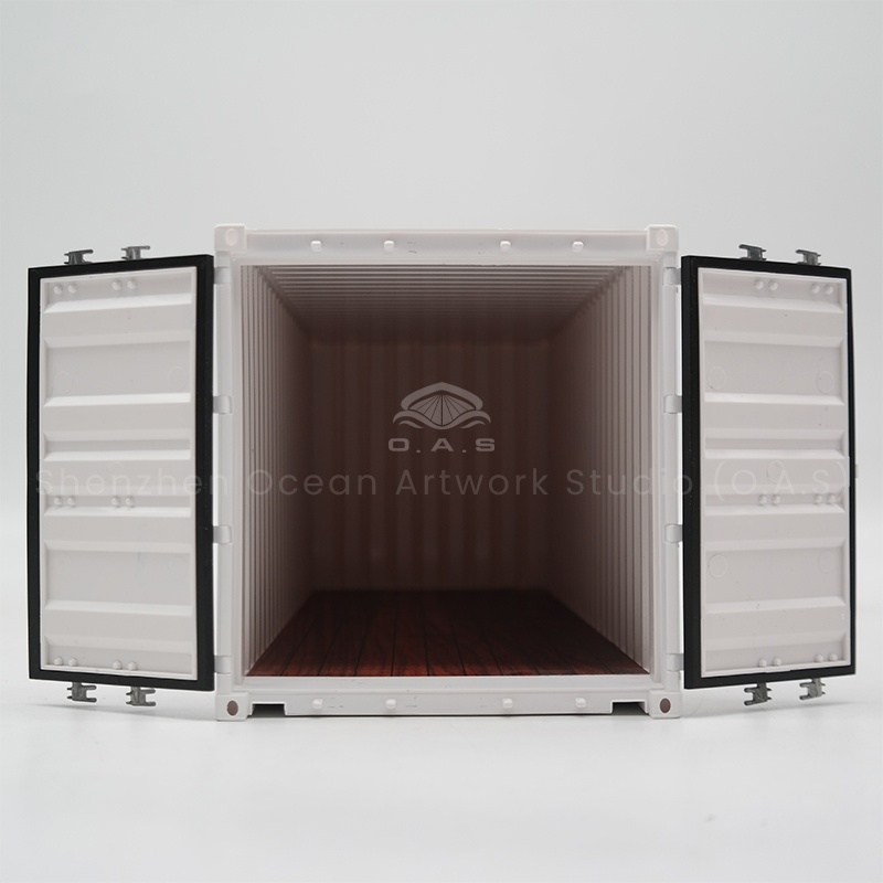 O.A.S relies on deep process precipitation to create a 1:20 shipping container model. The model restores the real container in size, material and appearance, with full texture. Support customized logo to meet the needs of shipping companies for promotion and customer gifts. We strictly control each process to ensure that the model quality is high and the customized process is easy to worry about. Amber@vesselmodel.com Tel: +86 18038048785