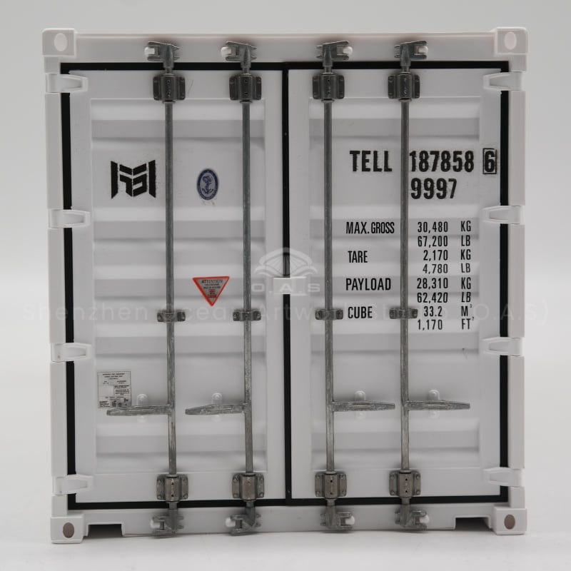 O.A.S professional container model manufacturers, specializing in 20 feet container model building. From the box structure to the surface texture, it is reproduced with exquisite craftsmanship. Provide logo custom service, according to your needs, the use of advanced technology, logo cleverly integrated into the model. Whether it is a gift to customers, or corporate self-use, it is a container model gift with both style and mind. Amber@vesselmodel.com Tel:+86 18038048785