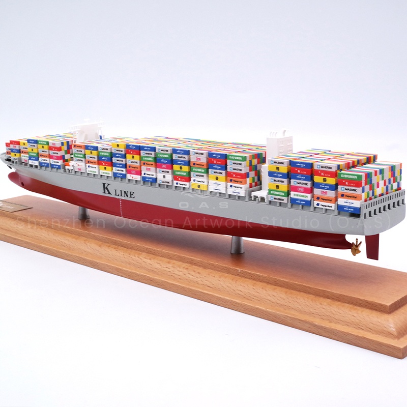 O.A.S models based on Kawasaki container ships are ideal for custom opening gifts. Ship model 1:1000 replica prototype, every detail is exquisite craftsmanship. Smooth lines, realistic structure, carrying the beautiful meaning of sailing. Taking it as a good gift for opening, it will certainly add a strength for the new cause to ride the wind and waves and flourish.Amber@vesselmodel.com Tel: +86 18038048785