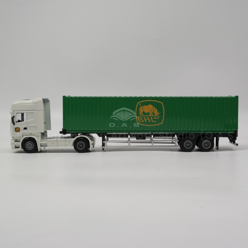 Lack of Creative Business Gifts? Choose O.A.S 1:50 Logistics alloy container truck model customization service! Quality alloy material, ingenuity, vehicle details lifelike. Can customize the exclusive logo, integrate the enterprise elements into it, and instantly become a tool for eye-catching publicity. Unique gifts for business exchanges, consult and customize it as soon as possible. Amber@vesselmodel.com Tel: +86 18038048785