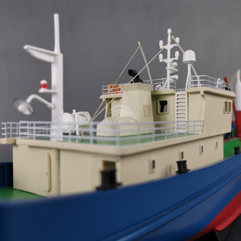 This fishing boat model produced by O.A.S cleverly reproduces the fishing scene at sea, with smooth lines and delicate texture. The bow is equipped with a simulated fishing device, which is detailed. It is not only the highlight of home decoration, but also the collection of Marine culture lovers.Amber@vesselmodel.com Tel:+86 18038048785