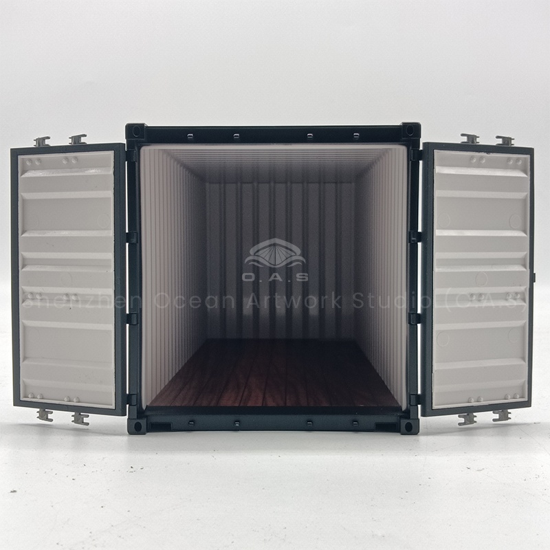 O.A.S factory ingenuity, focus on 1 to 20 container model customization, to create super creative gift container model. The fine process perfectly recreates the appearance of the container, from the box to the door lock, the details are realistic. For your creative custom logo, into the novel ideas, with superb technology to make it perfectly attached. Factory direct supply, quality worry-free, so that creative gifts light up the mind. Amber@vesselmodel.com Tel:+86 18038048785