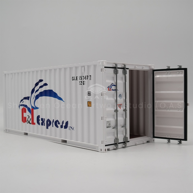 O.A.S factory focuses on model customization and launches 1:20 creative container model. This model breaks through tradition and incorporates a unique design, adding artistic ingenuity to the exact restoration of the container. Support logo customization, the ship company can use this to show the brand image, whether used as promotional gifts, exhibition exhibits, are enough to attract attention, customize to choose O.A.S! Amber@vesselmodel.com Tel: +86 18038048785