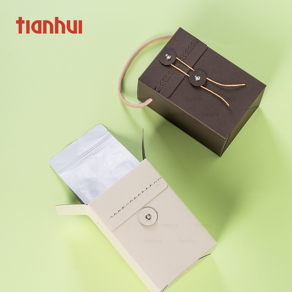 Tianhui Food Grade Resealable Zipper Stand-Up Pouch Packaging Bag for Snacks Dry Food
