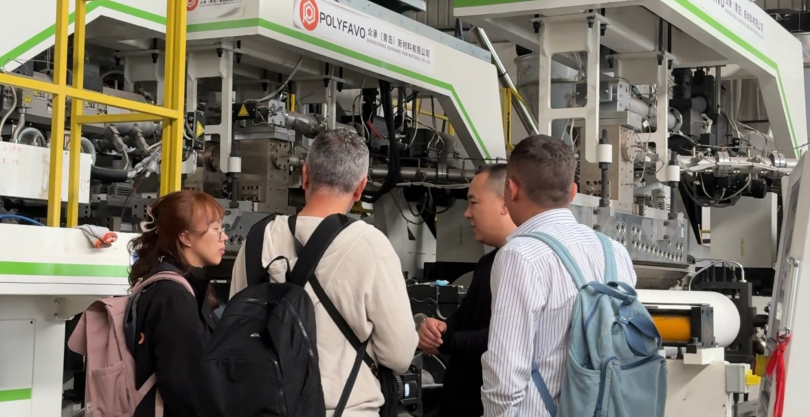 Australian Client Conducts Factory Audit at POLYFAVO, Customizes Branded PP Honeycomb Floor Protection for National Distribution