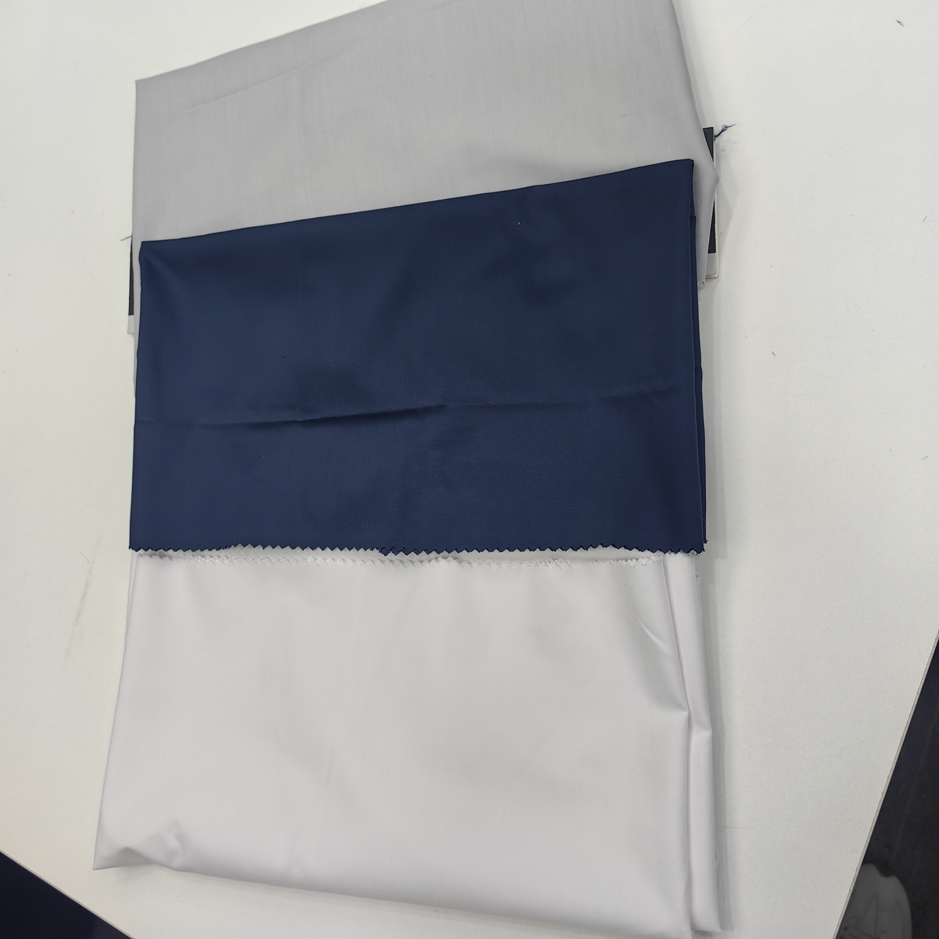 100T Fabric Woven Plain micro-fiber Polyester Fabric Toyobo Arab Thobe Fabric manufacture