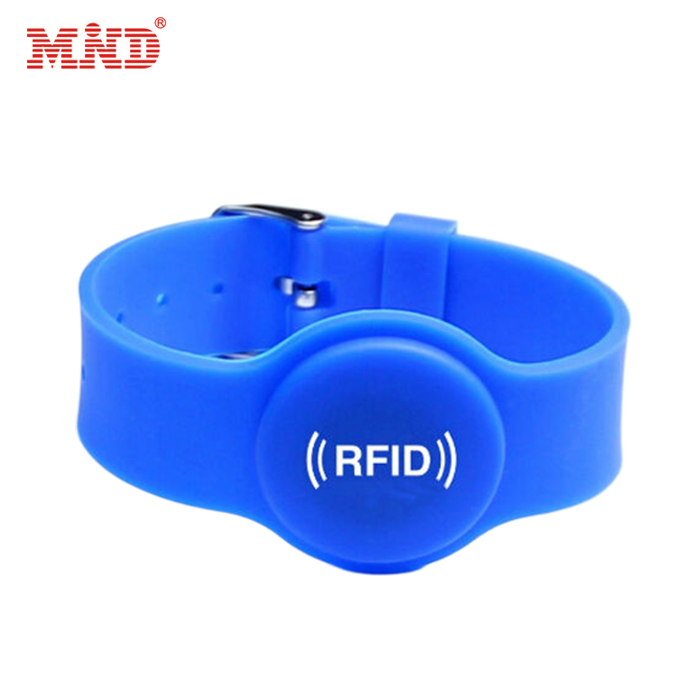 How to Customize RFID Silicone Wristbands for Brand Promotion