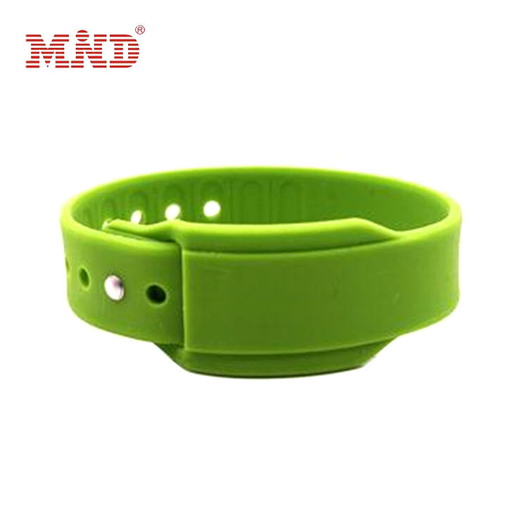 Customizing Your Event with RFID Wristbands for Unique Branding