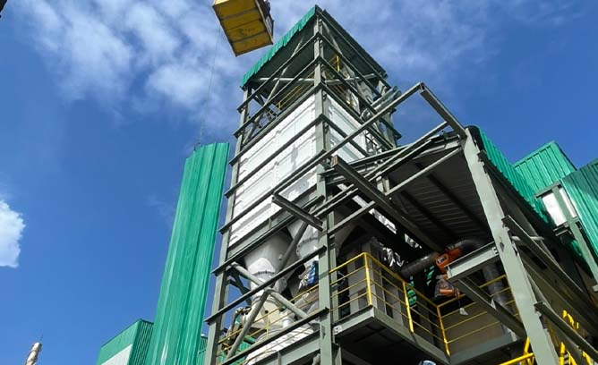 Lini produksi pakan premix